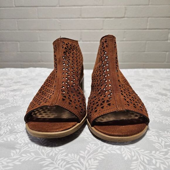 American Eagle Block Heel Slingback Open Toe Sandals Brown Size 9 - Picture 3 of 11